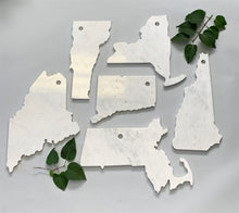 Load image into Gallery viewer, Lg Polished Marble New York Cutting Board w/ Leather belt