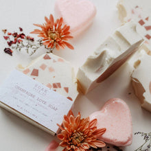 Load image into Gallery viewer, Champagne Love Soap Bar