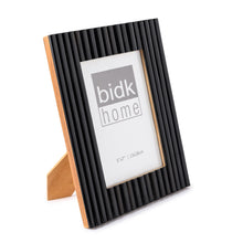 Load image into Gallery viewer, Black Resin Picture Frames