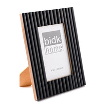 Load image into Gallery viewer, Black Resin Picture Frames