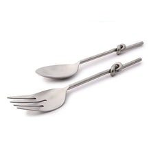 Load image into Gallery viewer, Knotted Metal Server Set