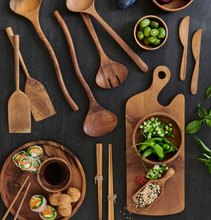 Load image into Gallery viewer, Chiku™ Carved Teak Cutting Board Paddle