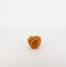 Load image into Gallery viewer, Small 1 Wick Rose Candle