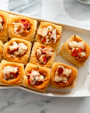 Load image into Gallery viewer, Connecticut State Plate