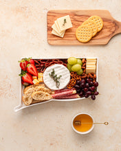 Load image into Gallery viewer, Connecticut State Plate