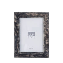Load image into Gallery viewer, Resin 5x7 Frame
