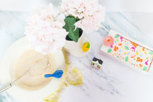 Load image into Gallery viewer, Lemon Squeeze Mini