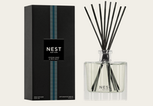 Load image into Gallery viewer, Ocean Mist & Sea Salt Reed Diffuser