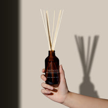 Load image into Gallery viewer, Driftwood and Mahogany Amber Reed Diffuser