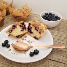 Load image into Gallery viewer, 20 Piece Rose Gold Flatware Set