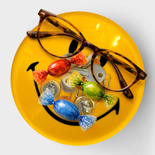 Load image into Gallery viewer, Smiley Coin Tray - Cheerful and wobbly catch-all dish