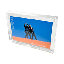 Load image into Gallery viewer, Canetti Original Magnet Frame