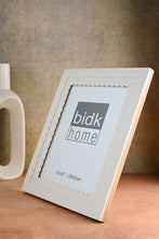 Load image into Gallery viewer, White Scalloped Picture Frames
