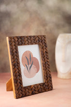 Load image into Gallery viewer, Brown Criss Cross Picture Frames
