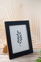 Load image into Gallery viewer, Black Resin Picture Frames

