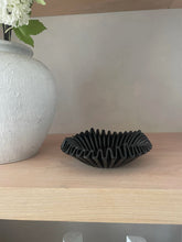 Load image into Gallery viewer, Resin Ruffle Decorative Bowl
