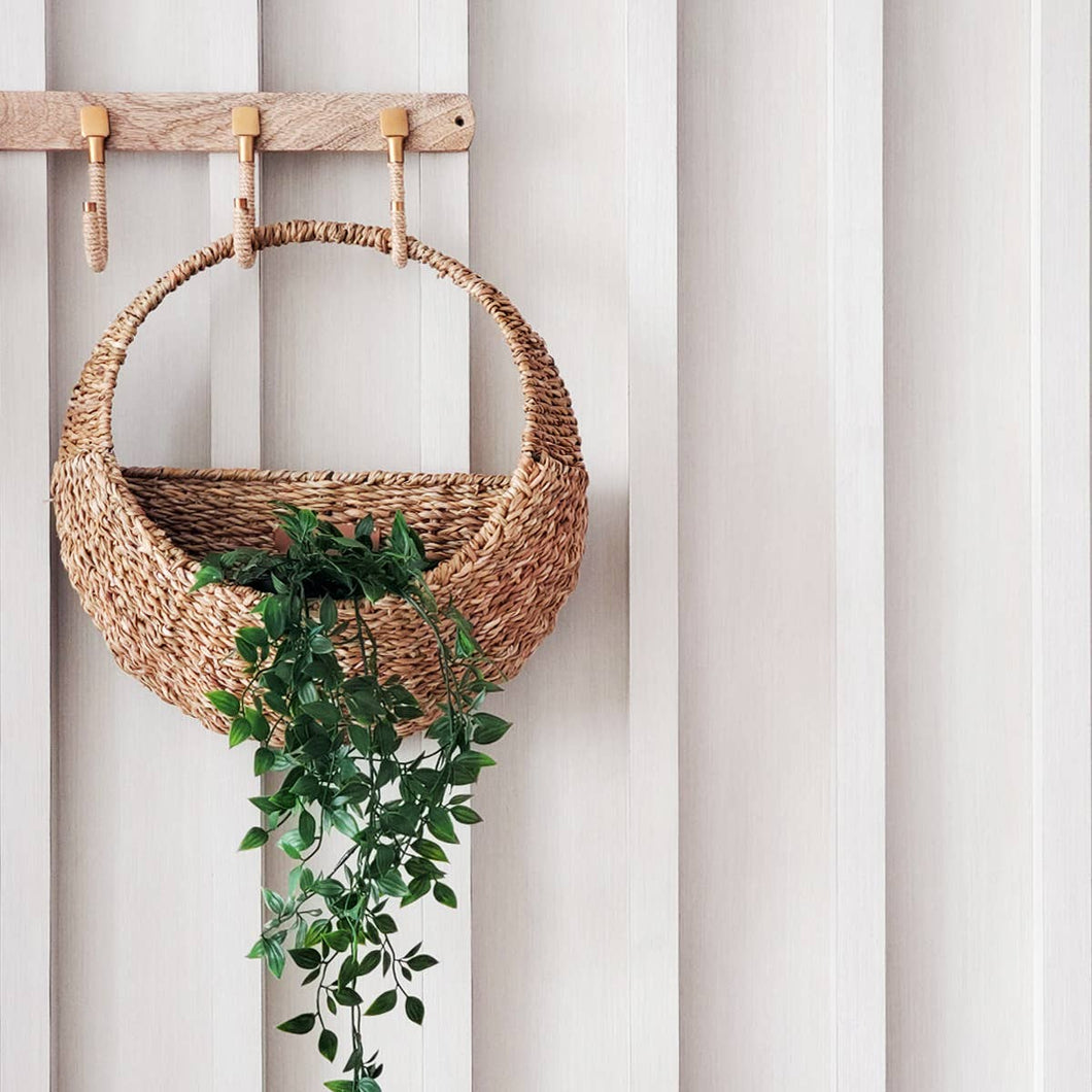 Handwoven Wicker Wall Hanging Basket l Savar Hanging Planter