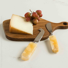 Load image into Gallery viewer, Chiku™ Teak Cutting Board
